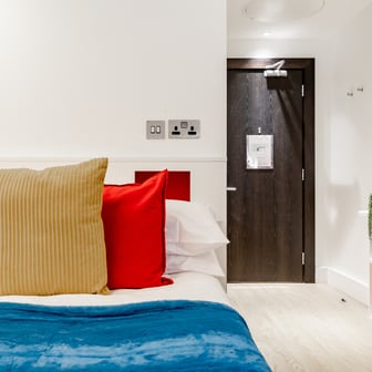 Premium En Suite - Image 3